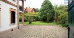À louer une superbe villa T5 avec piscine située dans une résidence sécurisée à Ankorondrano