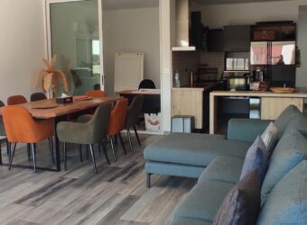 Location d’un bel appartement T4 meublé et équipé situé à Ambatobe