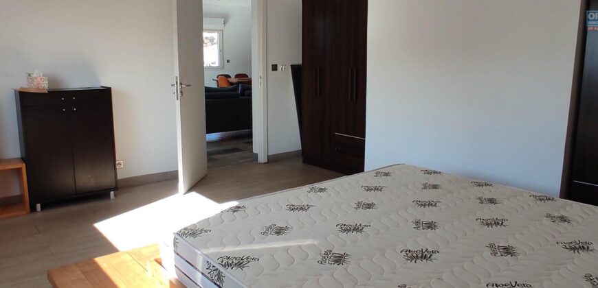 Location d’un bel appartement T4 meublé et équipé situé à Ambatobe