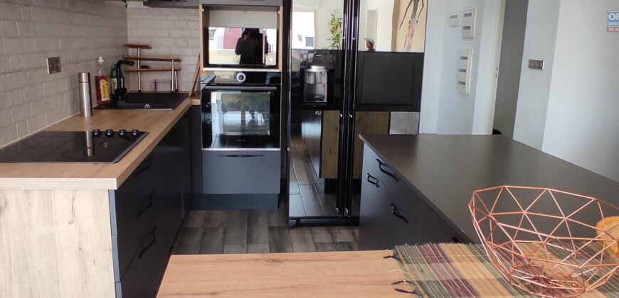 Location d’un bel appartement T4 meublé et équipé situé à Ambatobe