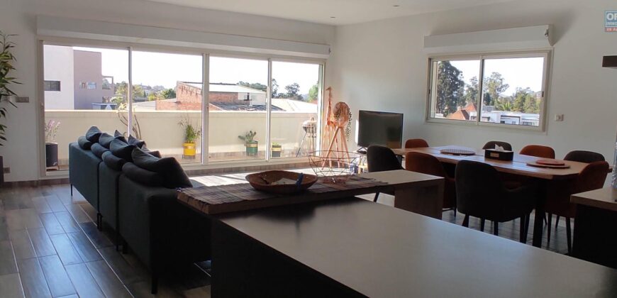 Location d’un bel appartement T4 meublé et équipé situé à Ambatobe