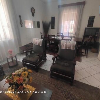 À vendre maison T4 traditionnelle à rénover située en plein centre-ville d’Antaninandro À vendre maison T4 traditionnelle à rénover située en plein centre-ville d’Antaninandro