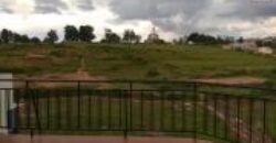 Location d’une villa T7 neuve avec piscine située à Manjaka Ilafy dans un quartier calme