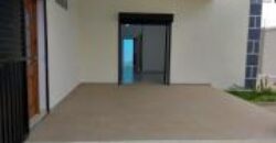 Location d’une villa T7 neuve avec piscine située à Manjaka Ilafy dans un quartier calme