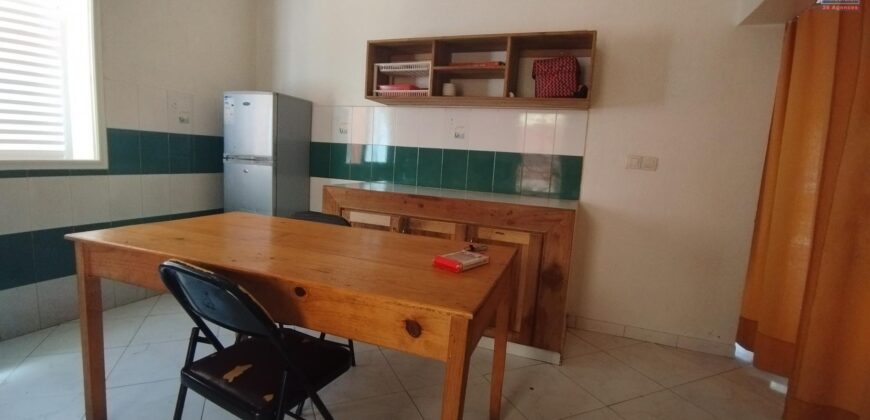 Location d’une grande villa F5 à étage idéalement située à Ambohimirary Location d’une grande villa F5 à étage idéalement située à Ambohimirary