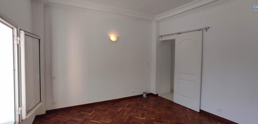 À louer appartement T3 situé à Ankadifotsy proche de Tana Water Front