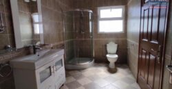 À louer villa T6 à étage située dans un quartier calme à Androhibe