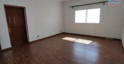 À louer villa T6 à étage située dans un quartier calme à Androhibe