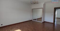 À louer villa T6 à étage située dans un quartier calme à Androhibe
