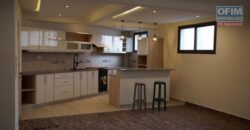 Location d’une charmante villa F3 à étage située à Itaosy