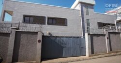 Location d’une charmante villa F3 à étage située à Itaosy