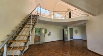 Louez ce superbe appartement duplex de type F5 situé dans un quartier calme sécurisé et résidentiel à Faravohitra Louez ce superbe appartement duplex de type F5 situé dans un quartier calme sécurisé et résidentiel à Faravohitra