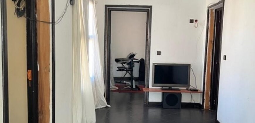 À louer une villa T5 à étage située à Talatamaty Fitroafana À louer une villa T5 à étage située à Talatamaty Fitroafana