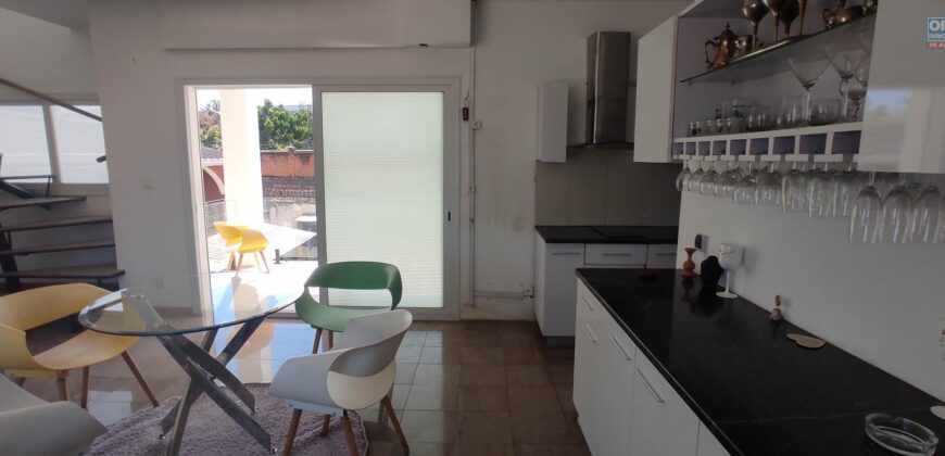 À louer maison de type F3 située dans un quartier calme à Andoharanofotsy À louer maison de type F3 située dans un quartier calme à Andoharanofotsy