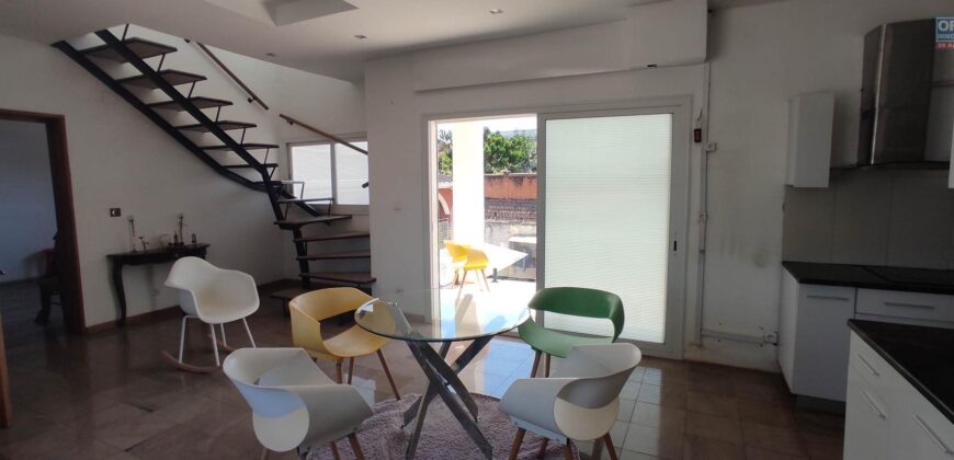 À louer maison de type F3 située dans un quartier calme à Andoharanofotsy À louer maison de type F3 située dans un quartier calme à Andoharanofotsy