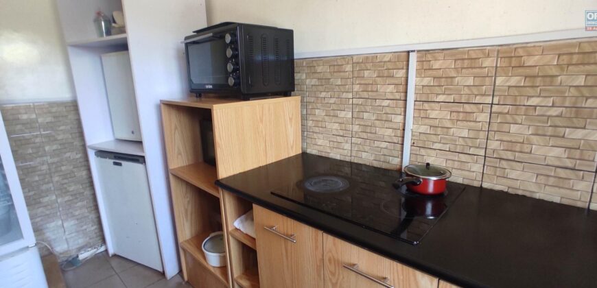 À louer une maison T5 non meublée située dans un quartier calme à Andoharanofotsy