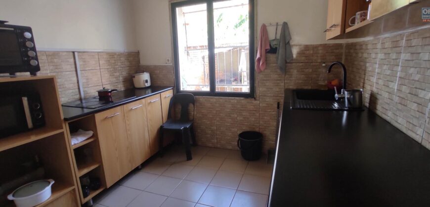 À louer une maison T5 non meublée située dans un quartier calme à Andoharanofotsy