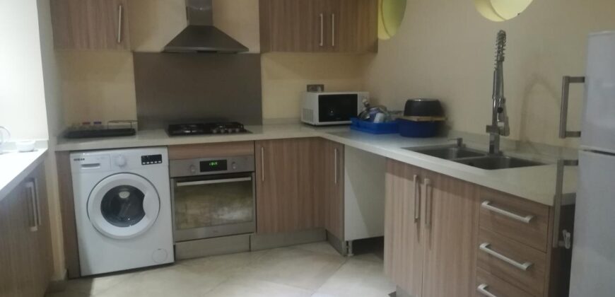 À louer un agréable appartement de type F2 meublé situé proche de toutes les commodités à Ivandry