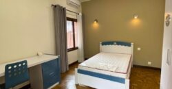 Location d’une charmante villa T6 meublée située dans un quartier résidentiel calme à Androhibe