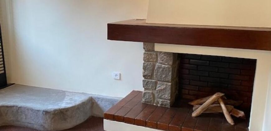 Location d’une charmante villa T6 meublée située dans un quartier résidentiel calme à Androhibe