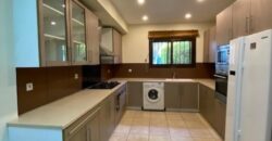 Location d’une charmante villa T6 meublée située dans un quartier résidentiel calme à Androhibe