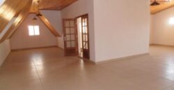 À louer une maison F5 à Tsiadana idéale pour usage de bureau