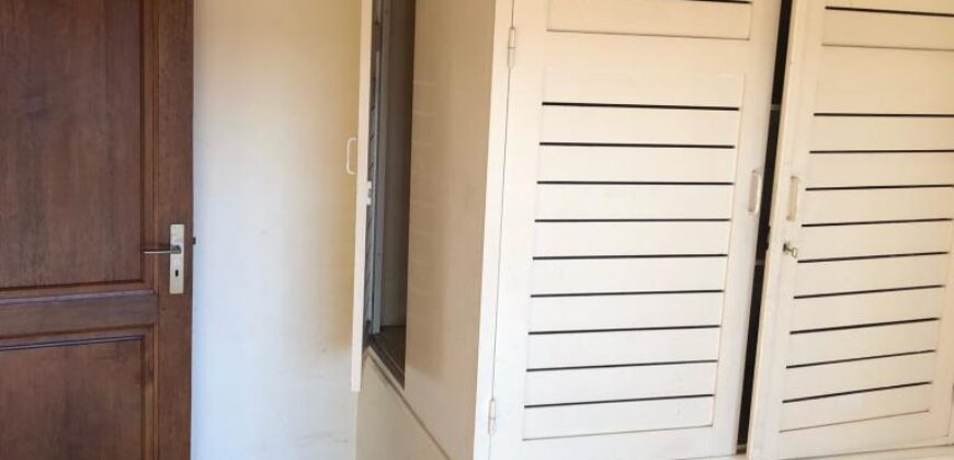 À louer un agréable appartement T2 situé proche du lycée Français à Ambatobe