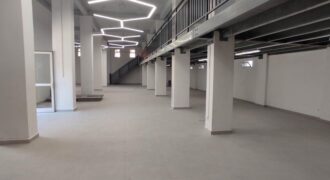 À louer un spacieux bureau de 400 m2 situé dans un site sécurisé à Andraharo