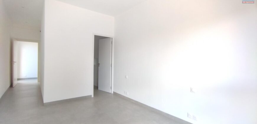 Location d’une magnifique villa T4+ neuve avec piscine située à Ambatobe