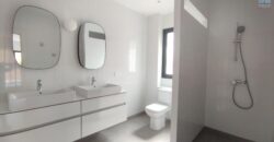 Location d’une magnifique villa T4+ neuve avec piscine située à Ambatobe