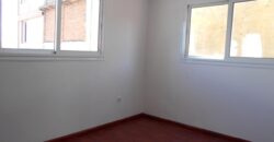 À louer une maison T4 sur trois niveaux située proche des commodités à Isoraka