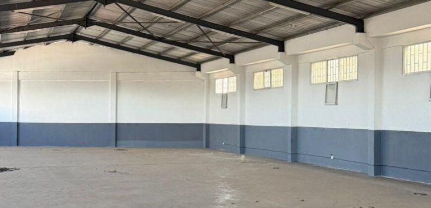 À louer un dépôt  spacieux de 1150 m2 situé Ankadimbahoaka