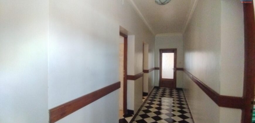 À vendre une propriété de 1588 m2 située à Anjomakely Ivato