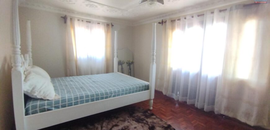 À vendre une propriété de 1588 m2 située à Anjomakely Ivato