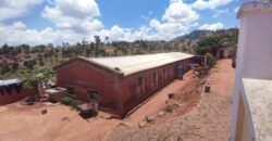 À vendre une propriété de 1588 m2 située à Anjomakely Ivato