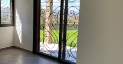 À louer une charmante villa F5 à étage située dans une résidence sécurisée à Ambatobe