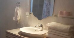 À louer une villa basse de type T5 située dans une résidence calme et sécurisée à Ambohibao Manerinerina