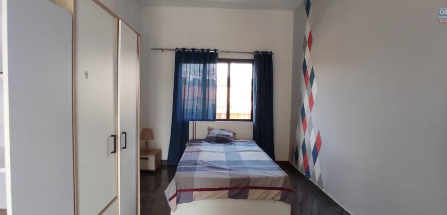 À louer à Amoronkona : Villa T6 meublée et équipée avec piscine et grand jardin