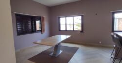 À louer à Amoronkona : Villa T6 meublée et équipée avec piscine et grand jardin