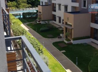 À louer appartement T3 meublé situé dans une résidence sécurisée à Analamhitsy Farango