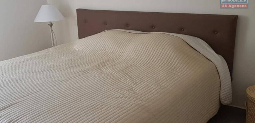 À louer appartement T3 meublé situé dans une résidence sécurisée à Analamhitsy Farango