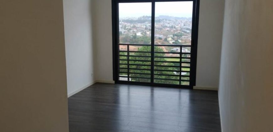 Location d’une magnifique villa F5 meublée avec piscine située dans une petite résidence à Ambatobe