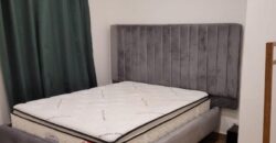 À louer un appartement T2 meublé en duplex situé dans un secteur très recherché à Isoaraka