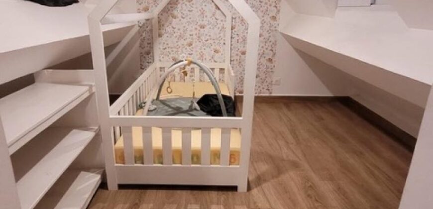 À louer un appartement T2 meublé en duplex situé dans un secteur très recherché à Isoaraka