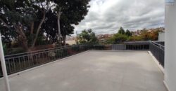 Location d’une vaste villa T5 située dans le quartier résidentiel et paisible d’Androhibe