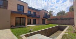 Location d’une magnifique villa T4+ neuve avec piscine située à Ambatobe