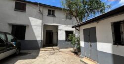 En vente une maison ancienne de type F5 implantée sur un terrain de 223 m² à Isoraka