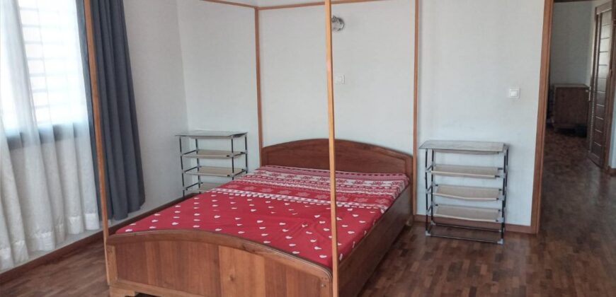 Location d’une villa à étage de type F4 située dans un quartier résidentiel d’Ambohijanaka