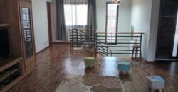 Location d’une villa à étage de type F4 située dans un quartier résidentiel d’Ambohijanaka