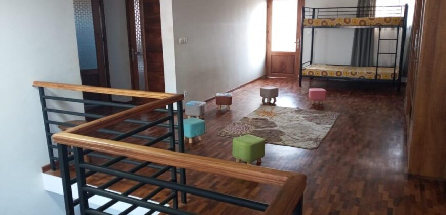 Location d’une villa à étage de type F4 située dans un quartier résidentiel d’Ambohijanaka